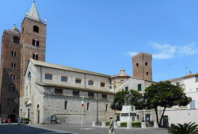 Die Kathedrale San Michele