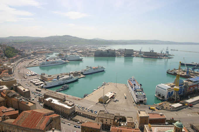 Der Hafen von Ancona