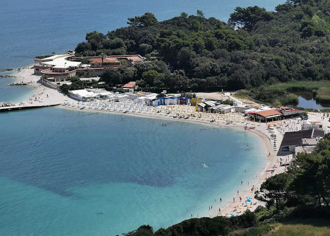 Der Strand von Portonovo