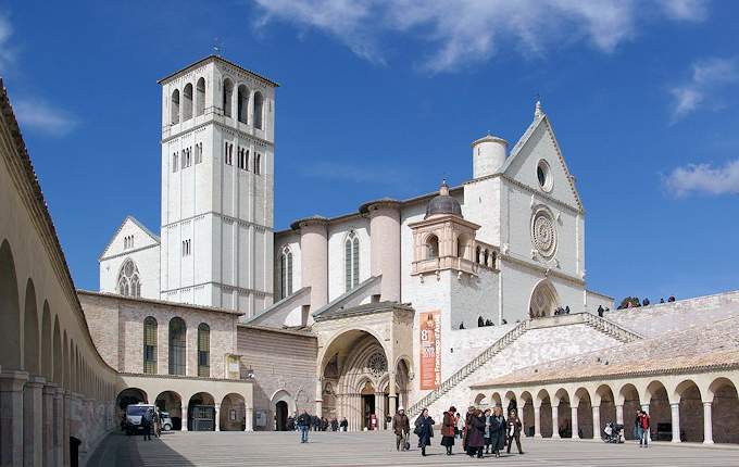Die Basilika von San Francesco in Assisi