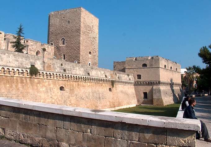 Das Normannen-Kastell von Friedrich II in Bari