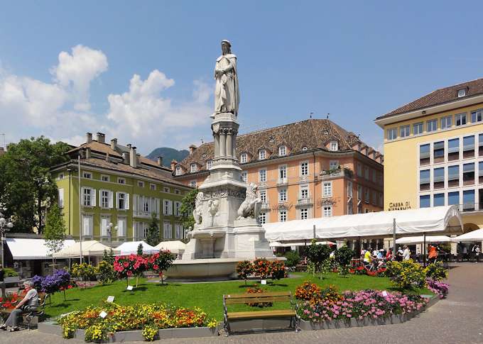 Bozen, Waltherplatz