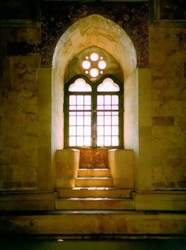 Castel del Monte, Thronsaal