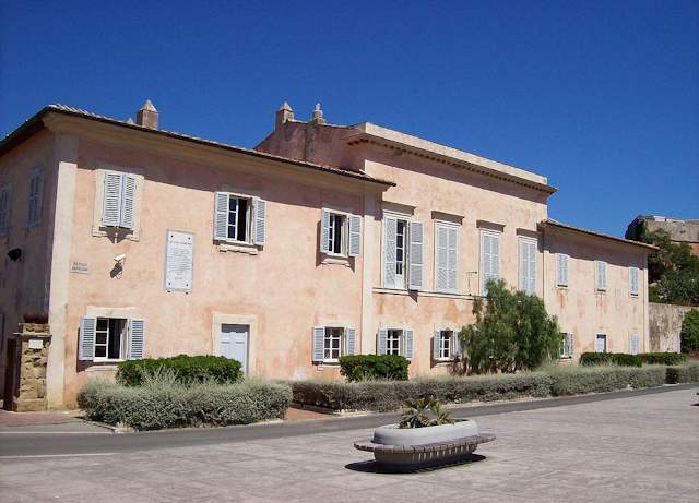 Napoleons Stadtpalast auf der Insel Elba