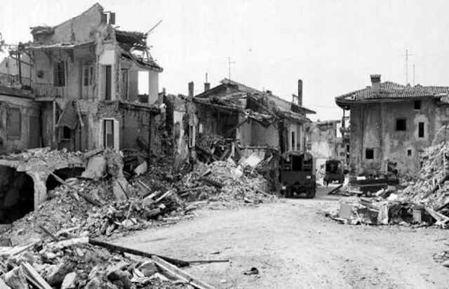 Die Folgen des Erdbebens von 1976 in der Region Friaul-Julisch Venetien