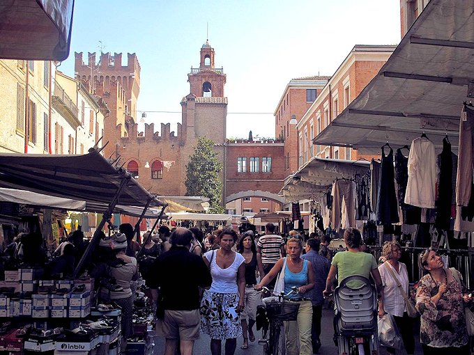 Ferrara - Markt
