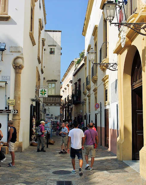 Eine Gasse in der Atstadt von Gallipoli