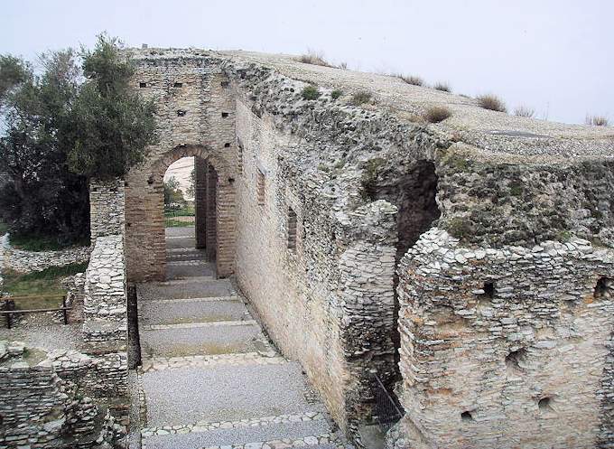 Die Grotten des Catull