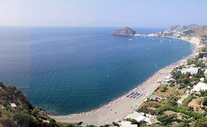 Ischia - Der Strand von Maronti