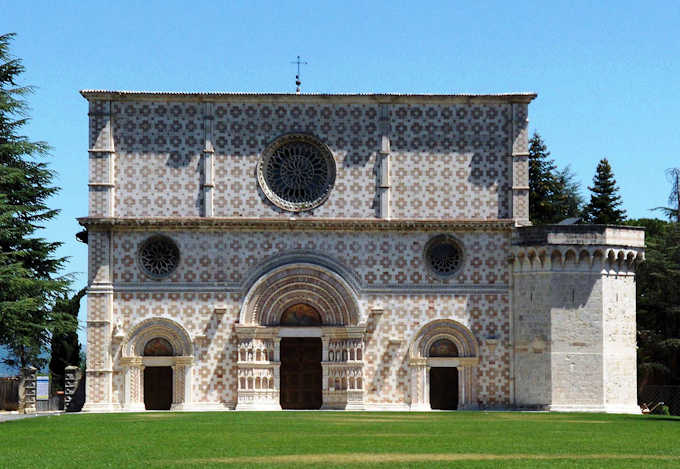 Santa Maria di Collemaggio