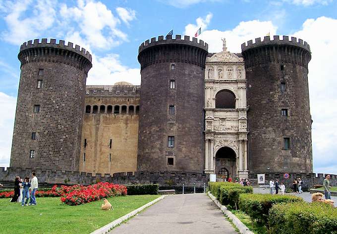 Neapel, Castello Maschio Angioino