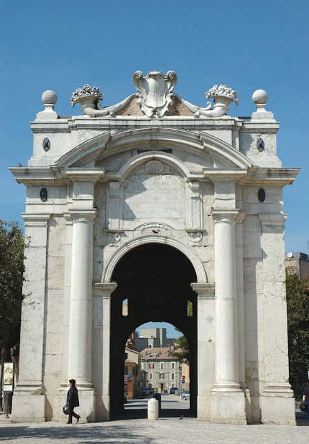 Das Stadttor Porta Lambertina