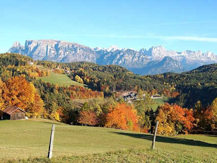 Die Gebirgslandschaft bei Ritten