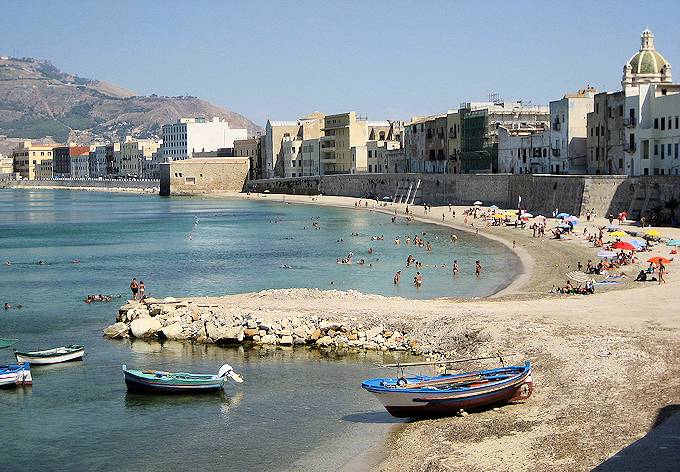 Der Strand von Trapani