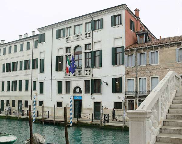 Das Polizeipräsidium von Venedig