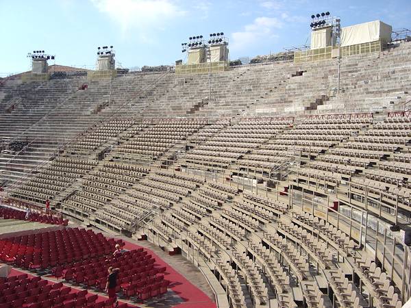 Die Arena Von Verona